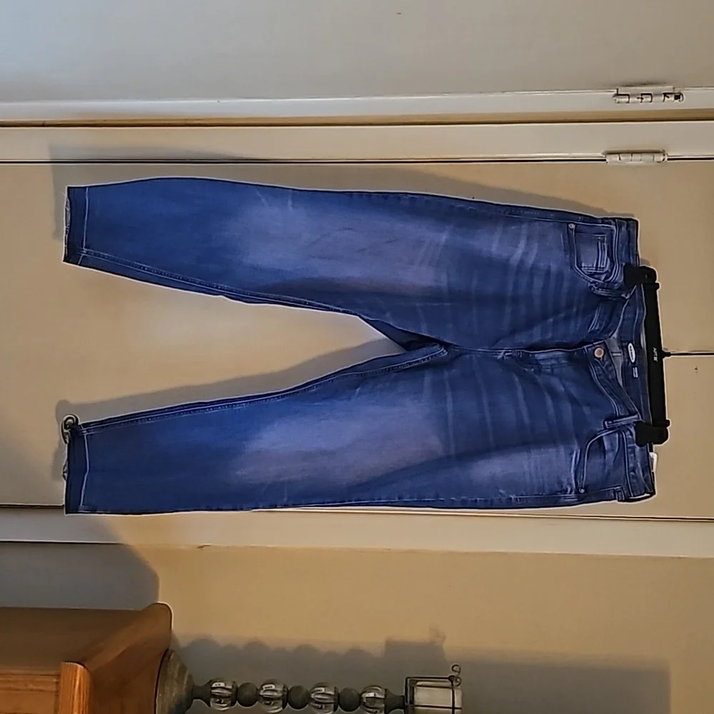 Jeans - Picture 1 of 6